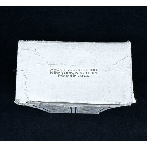 Avon Armoire Decanter Field Flowers Foaming Bath Oil Empty Bottle Milk Glass Vtg - Picture 14 of 16